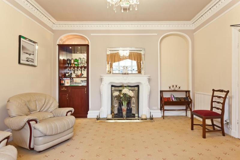 Beaumont House - Lobi