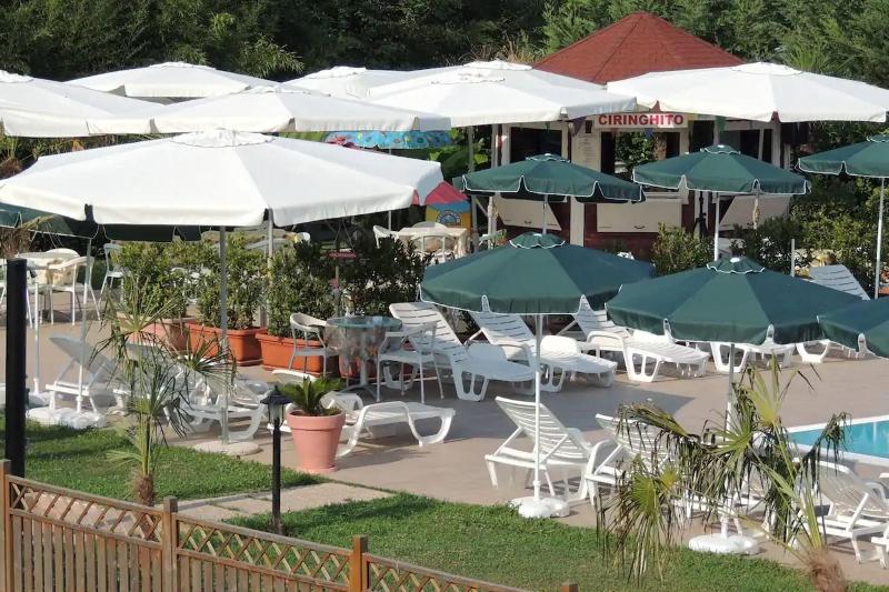 Country House Country Club - Havuz