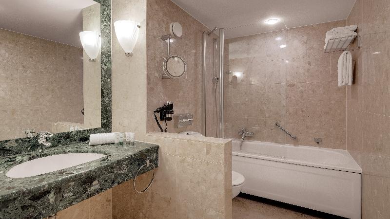 Bilderberg Bellevue Hotel Dresden - Oda