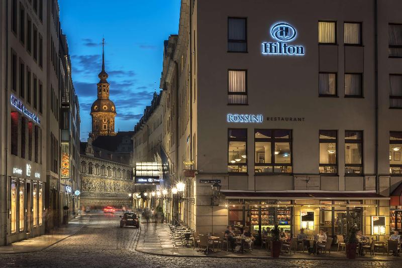 Hilton Dresden - Genel