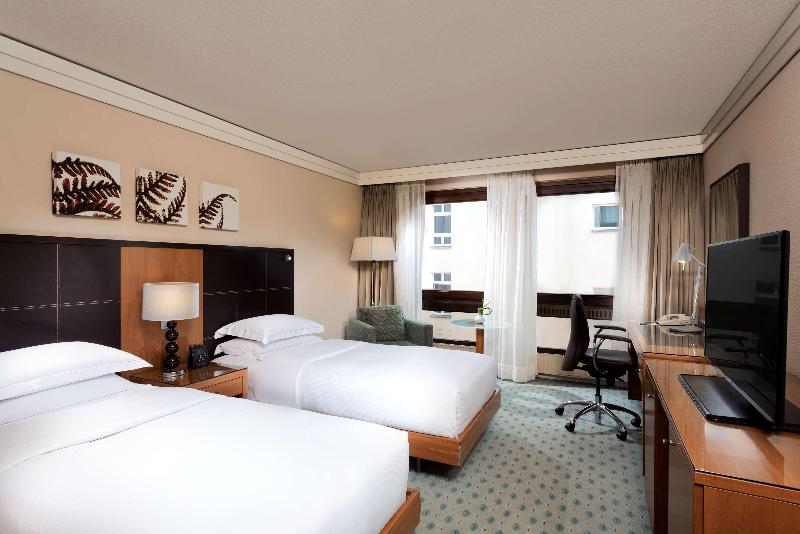 Hilton Dresden - Oda