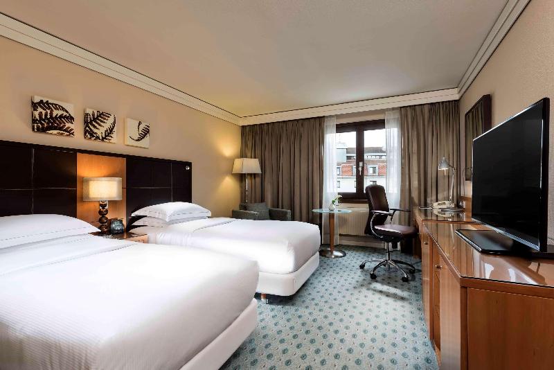 Hilton Dresden - Oda