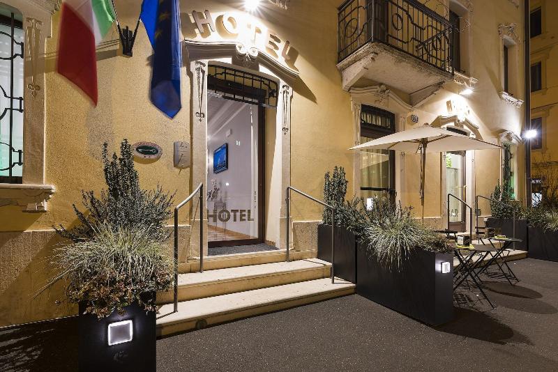 Hotel Fontana - Genel