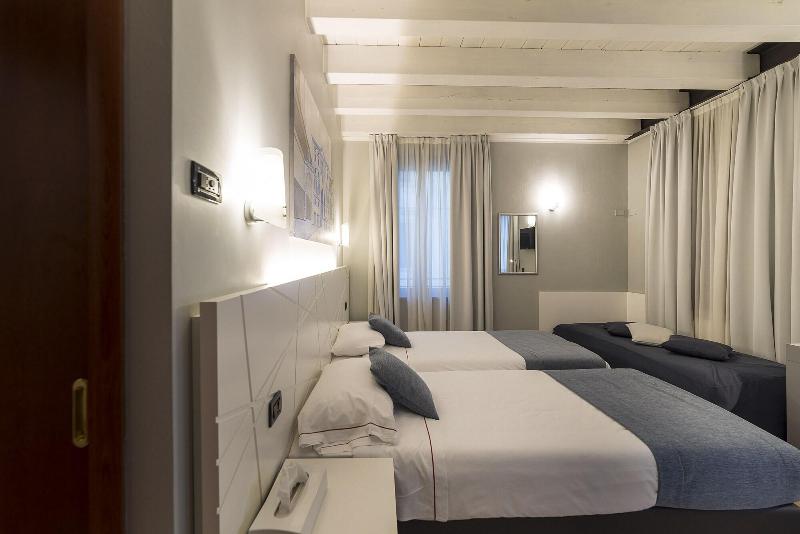 Hotel Fontana - Oda