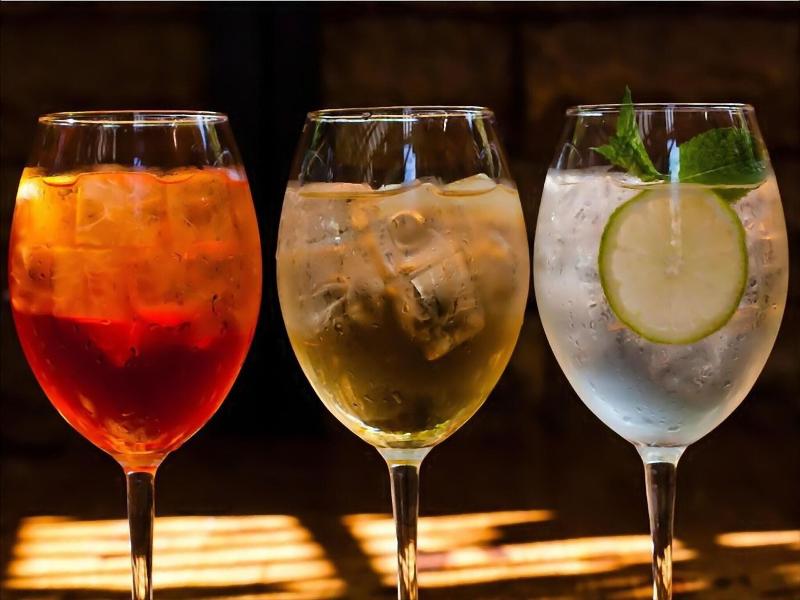 Astor - Bar