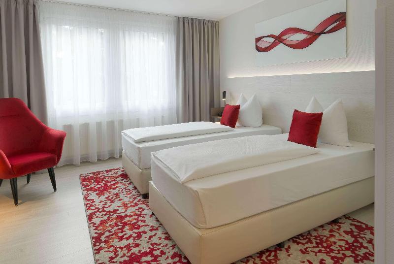 Ramada by Wyndham Dresden - Oda