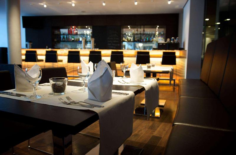 Ramada by Wyndham Dresden - Restoran