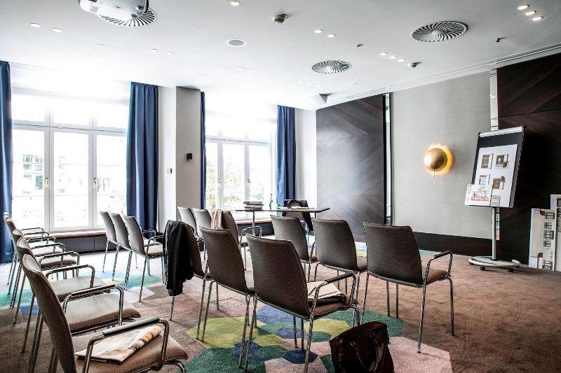 Gewandhaus Dresden, Autograph Collection Hotel - Toplantı