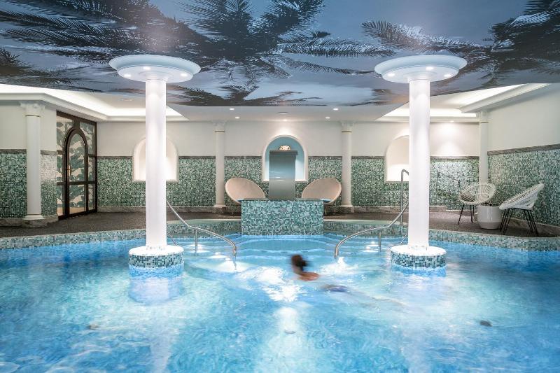 Gewandhaus Dresden, Autograph Collection Hotel - Havuz