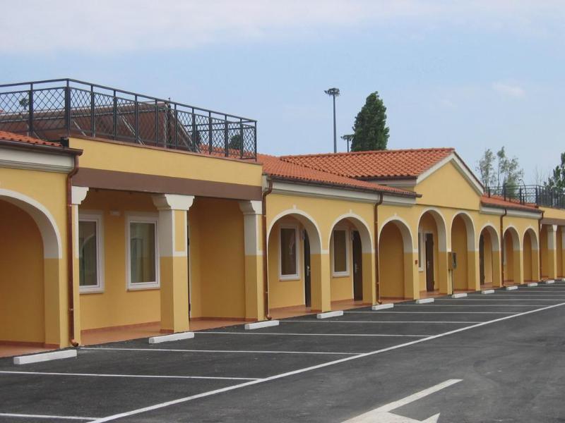 Autohotel Venezia - Genel