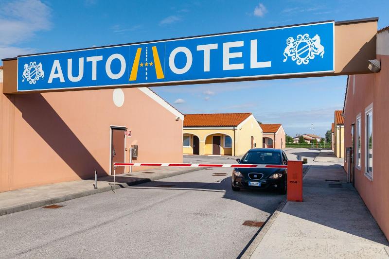 Autohotel Venezia - Genel