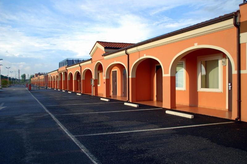 Autohotel Venezia - Genel