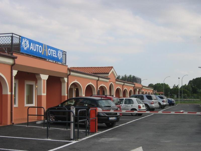 Autohotel Venezia - Genel