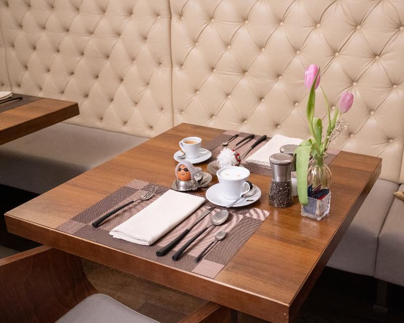 Rathaus Wein & Design - Restoran