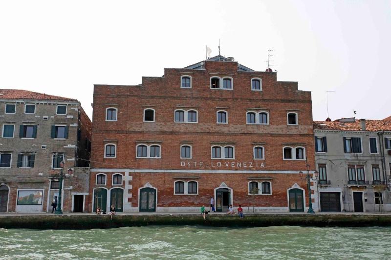 Generator Venice - Genel