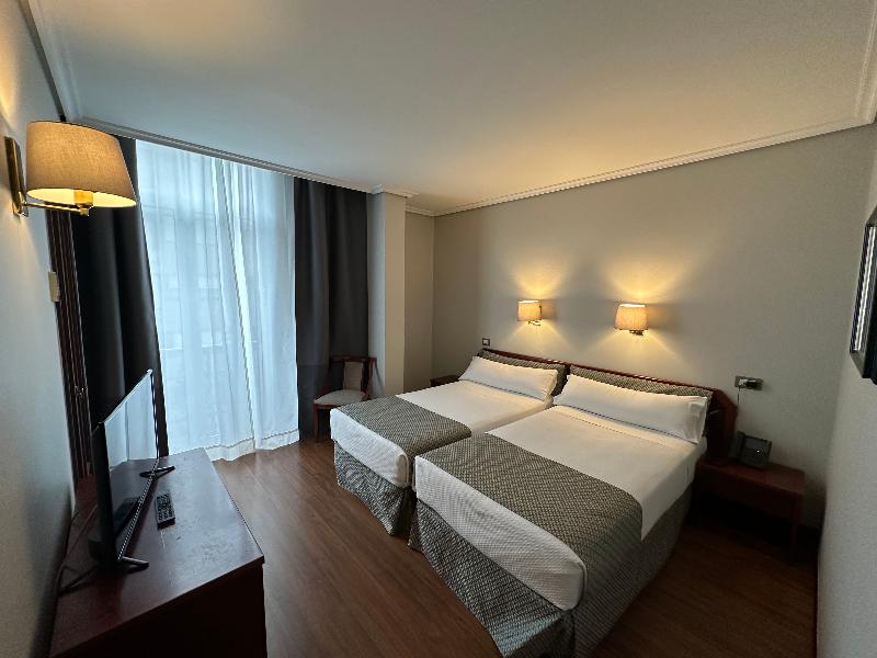 Hotel Compostela Vigo - Oda