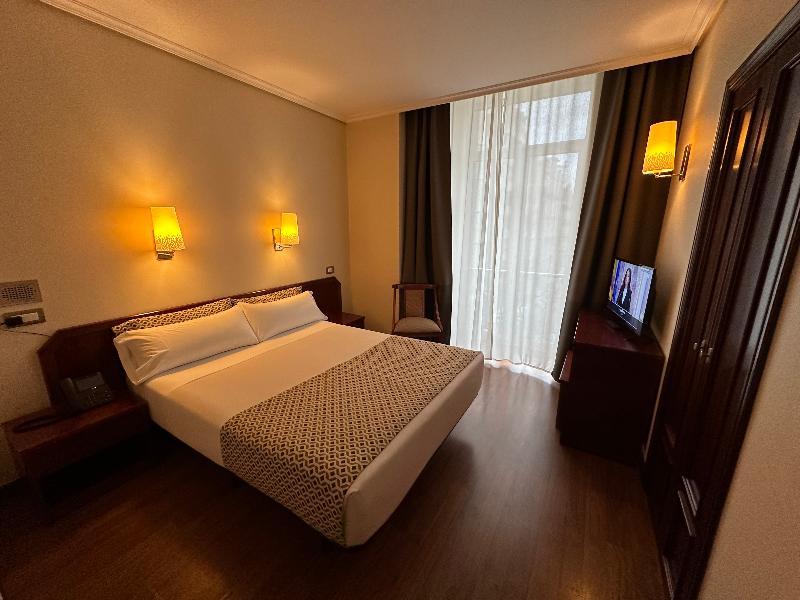 Hotel Compostela Vigo - Oda