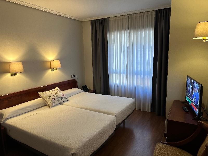 Hotel Compostela Vigo - Oda