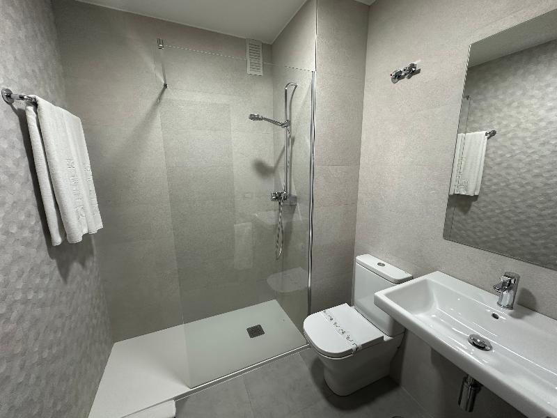 Hotel Compostela Vigo - Oda