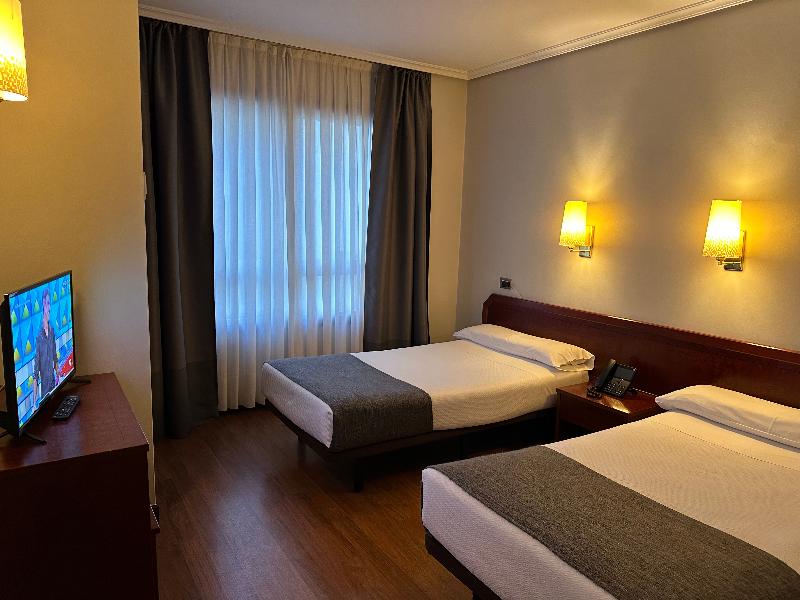 Hotel Compostela Vigo - Oda