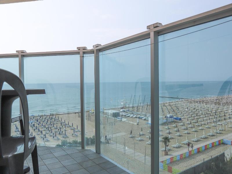 La Bussola - Oda