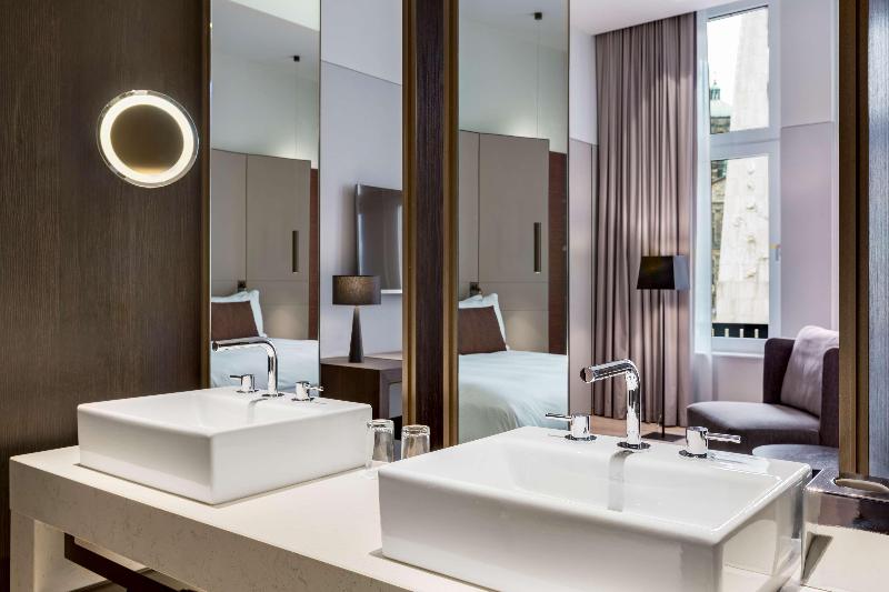Anantara Grand Hotel Krasnapolsky Amsterdam - Oda