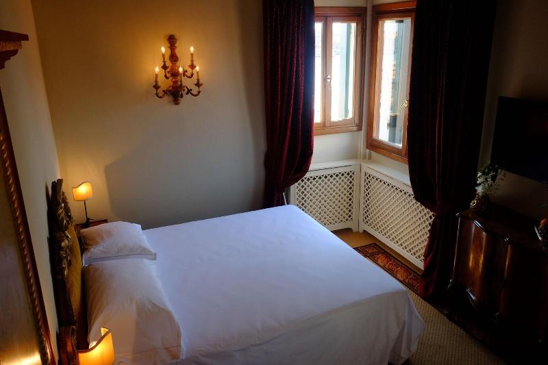 La Calcina Suites - Oda