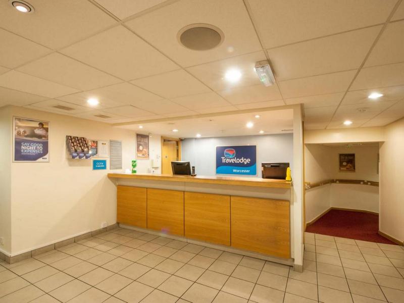 Travelodge Worcester - Lobi