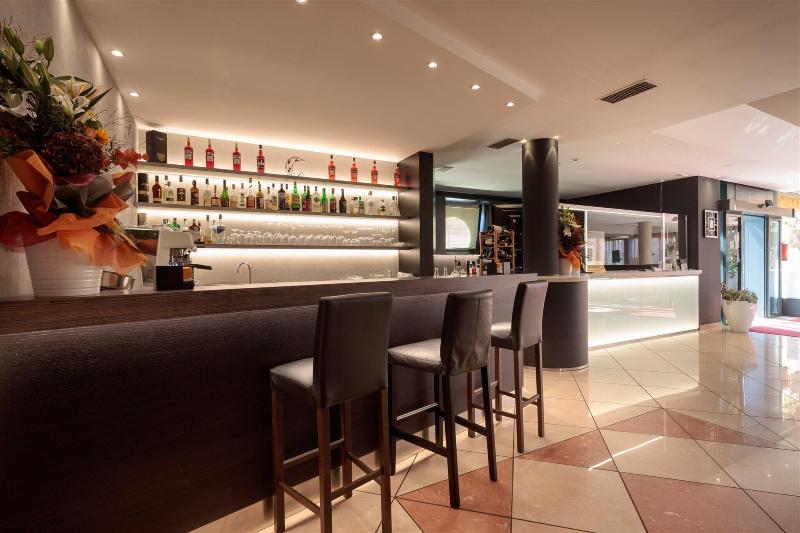 Noventa - Bar
