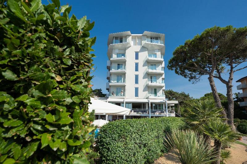 Garden Sea - Genel