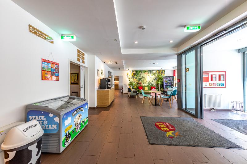 a&t Hostel Wien - Lobi