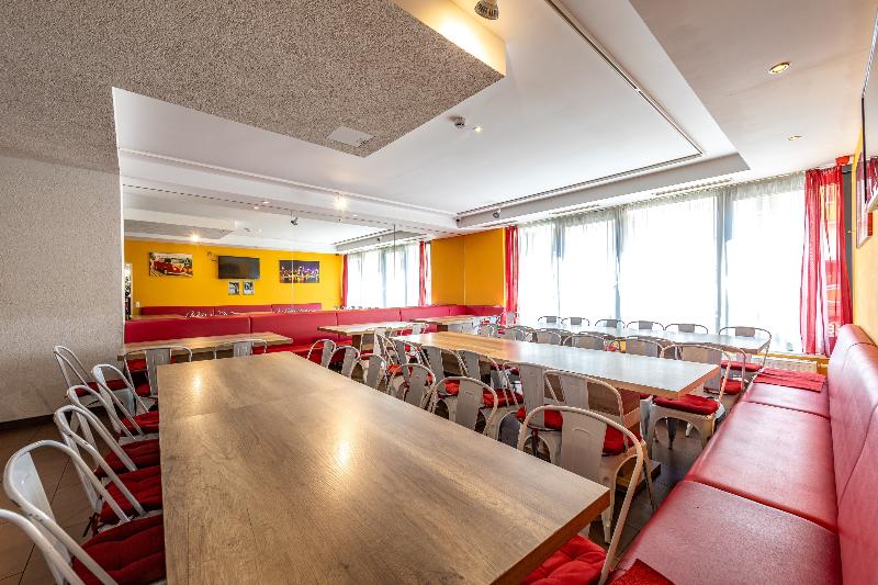 a&t Hostel Wien - Lobi