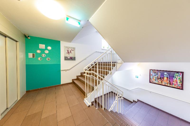 a&t Hostel Wien - Lobi