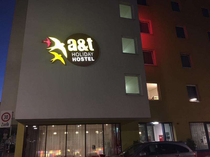 a&t Hostel Wien - Genel