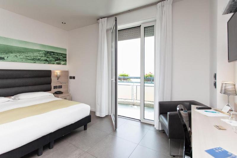 Hotel Adlon - Oda
