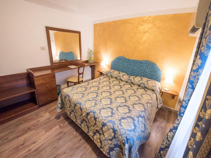 Hotel Casa Peron - Oda