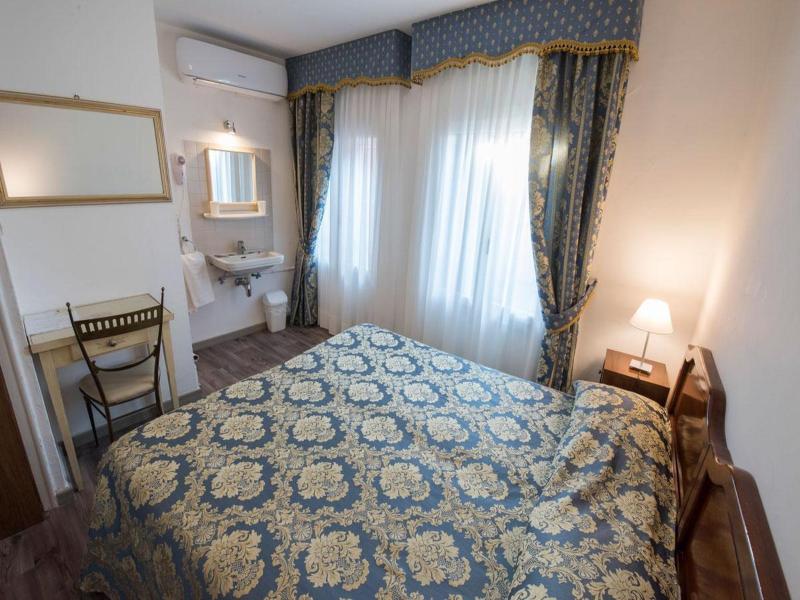 Hotel Casa Peron - Oda