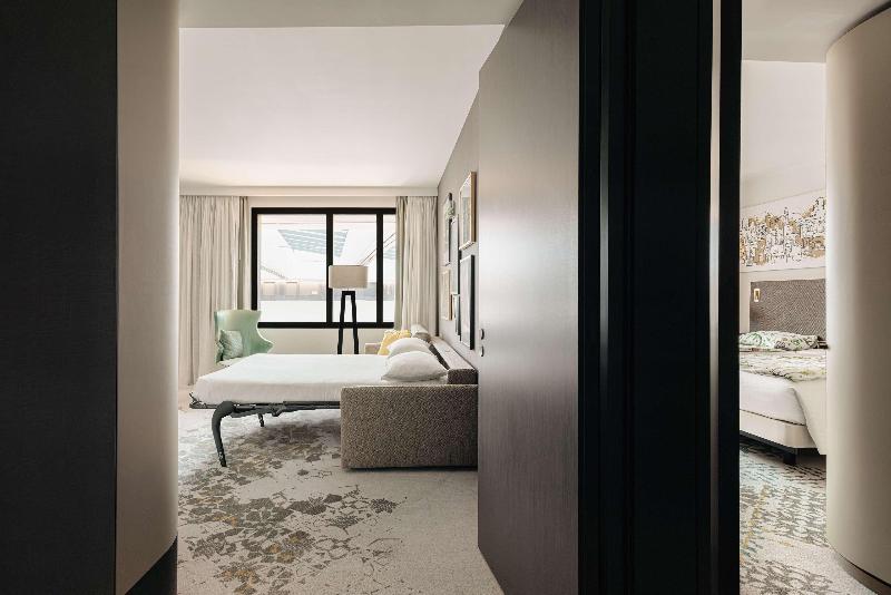 Hilton Amsterdam Airport Schiphol - Oda