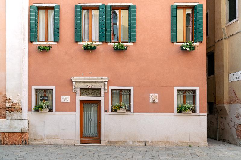 Palazzo Sanluca - Genel