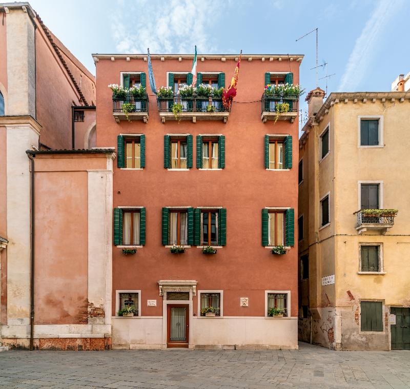 Palazzo Sanluca - Genel