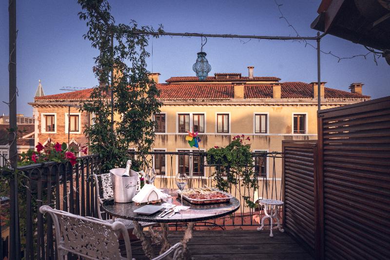 Palazzo Sanluca - Oda