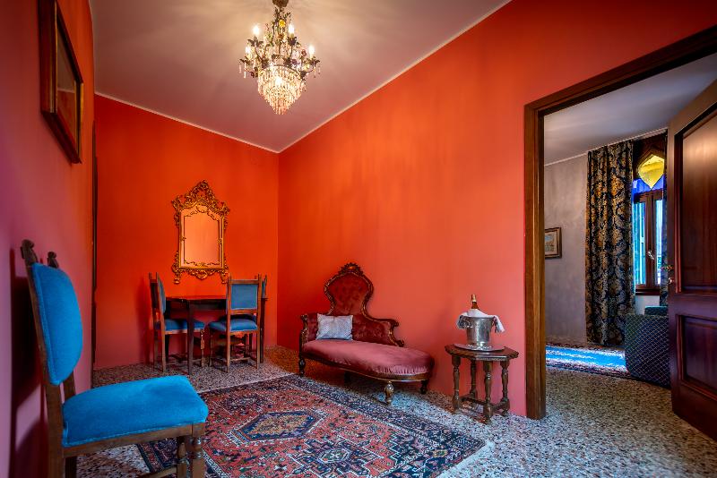 Palazzo Sanluca - Oda
