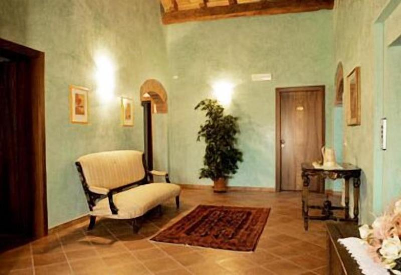 Corte Castelletto - Lobi