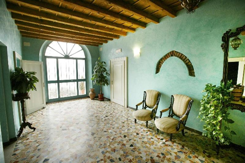 Corte Castelletto - Lobi