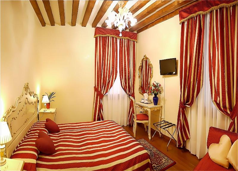 Hotel San Luca - Oda
