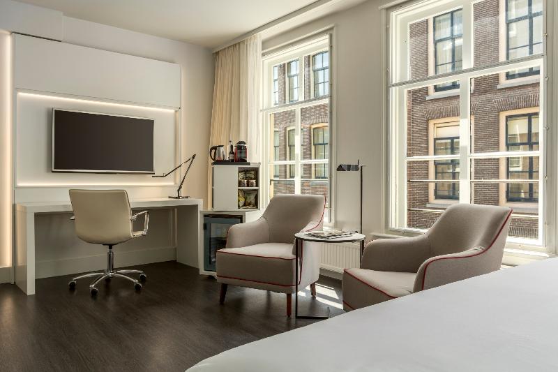 NH Collection Amsterdam Barbizon Palace - Oda