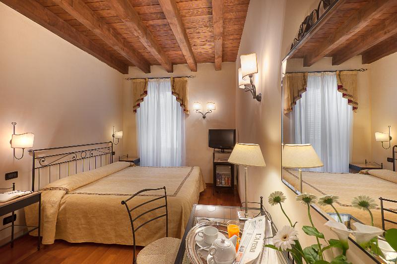 Hotel Marco Polo - Oda