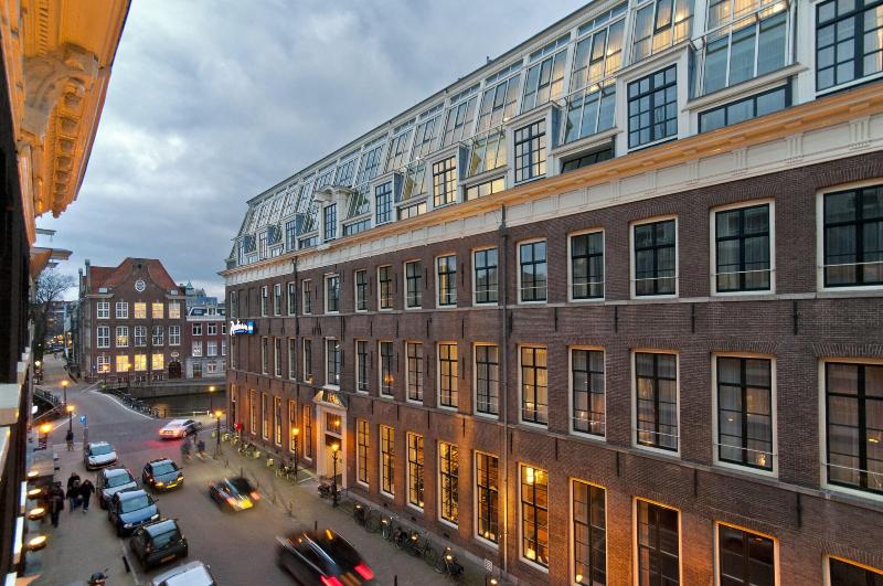Radisson Blu Hotel Amsterdam - Genel