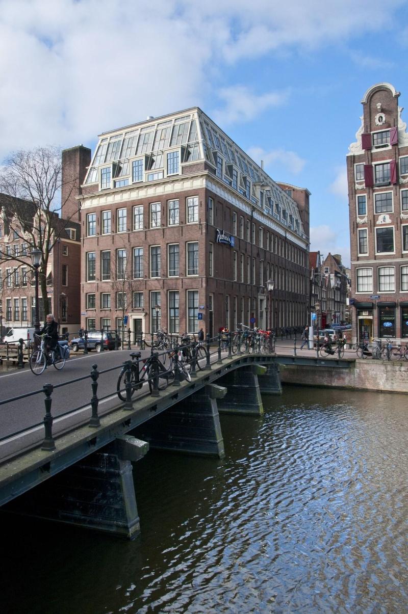 Radisson Blu Hotel Amsterdam - Genel
