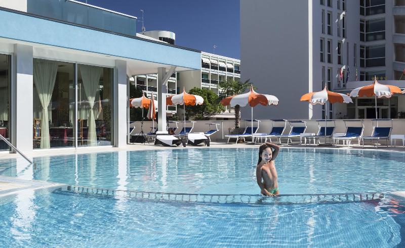 Hotel Parigi - Havuz